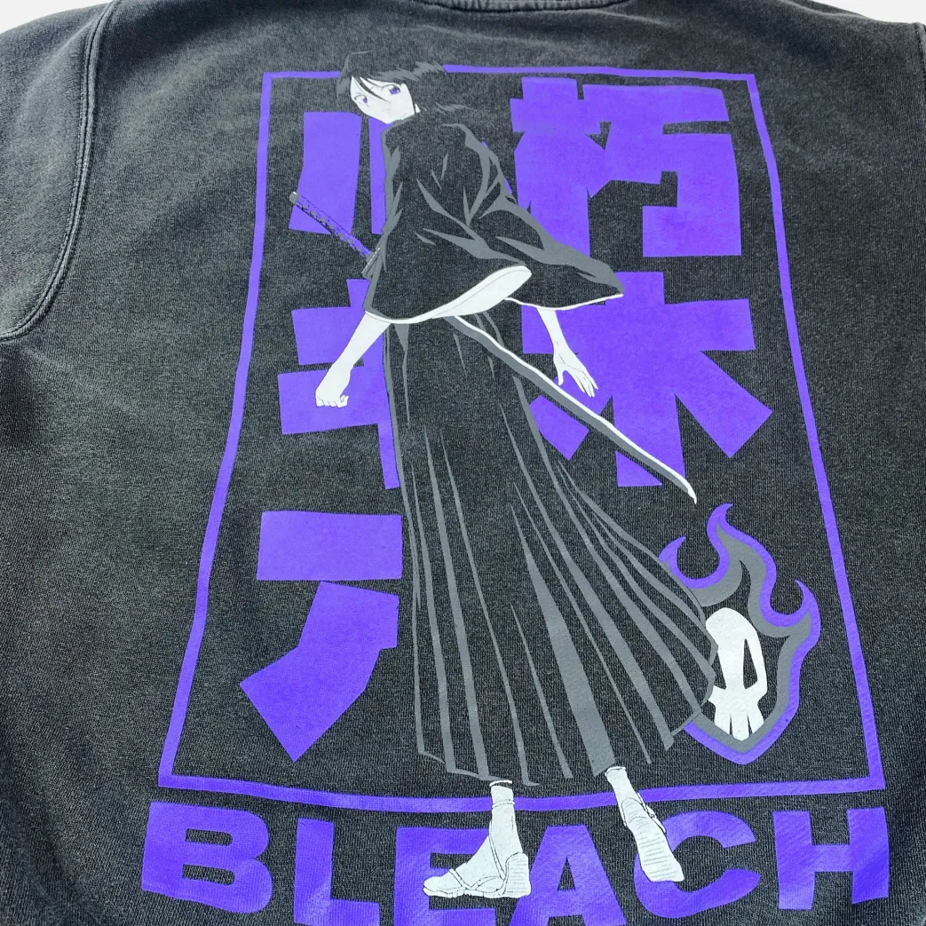 BLEACH - Rukia Look Back Crew Sweatshirt - Crunchyroll Exclusive