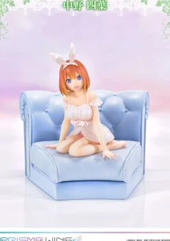 Die Quintessential Quintuplets - Yotsuba Nakano Figur im Maßstab 1:7 (Lounging on the Sofa Ver.)