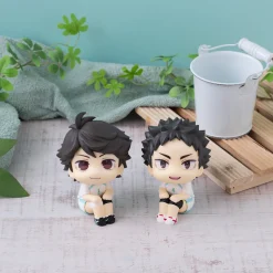 Haikyu!! - Toru Oikawa & Hajime Iwaizumi Look Up Figurenset (Uniformversion) (mit Geschenk)
