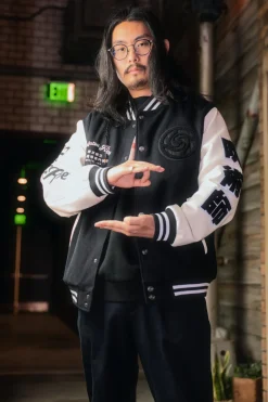 JUJUTSU KAISEN - Jujutsu High Varsity Jacket - Crunchyroll Exclusive