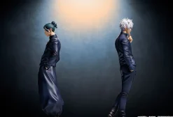 JUJUTSU KAISEN &ndash; Satoru Gojo Figur im Ma&szlig;stab 1:7 (Tokyo Jujutsu High School Ver.)