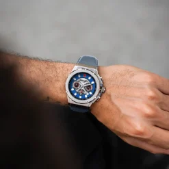 Mobile Suit Gundam SEED - Freedom Gundam Watch - Crunchyroll Exclusive