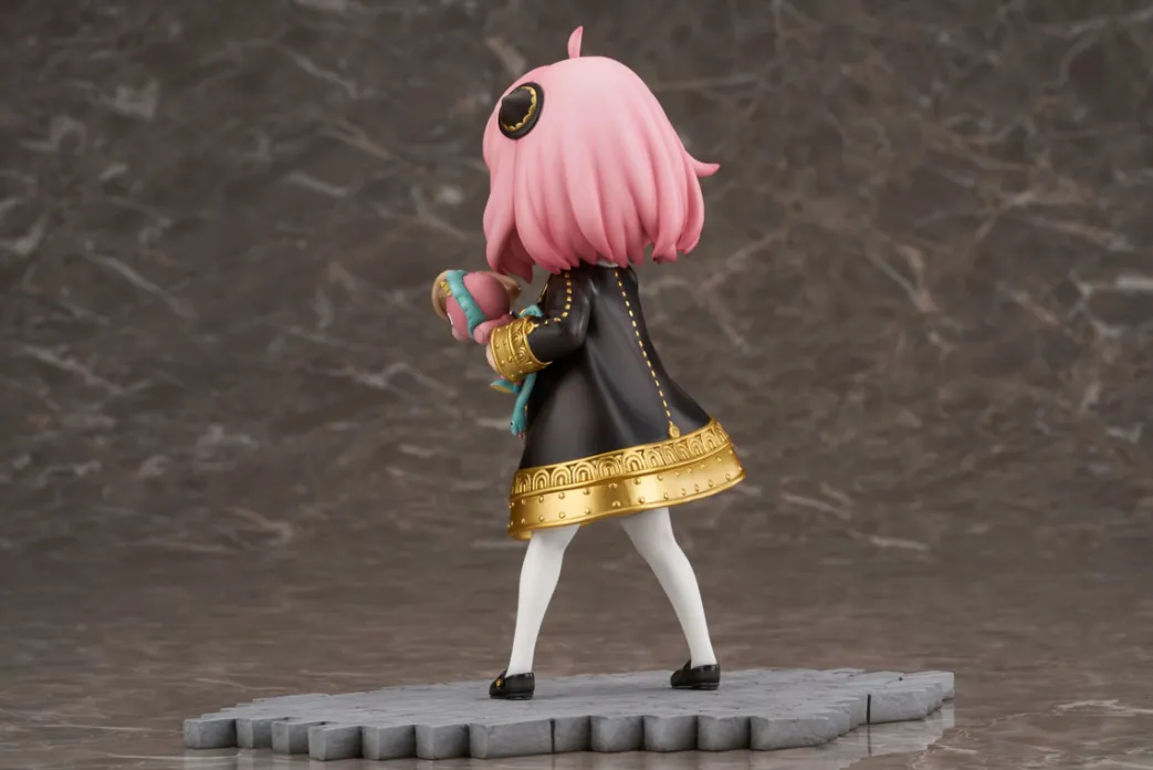 Spy x Family - Anya Forger Figur im Maßstab 1:7 (The Forger Family Ver.)